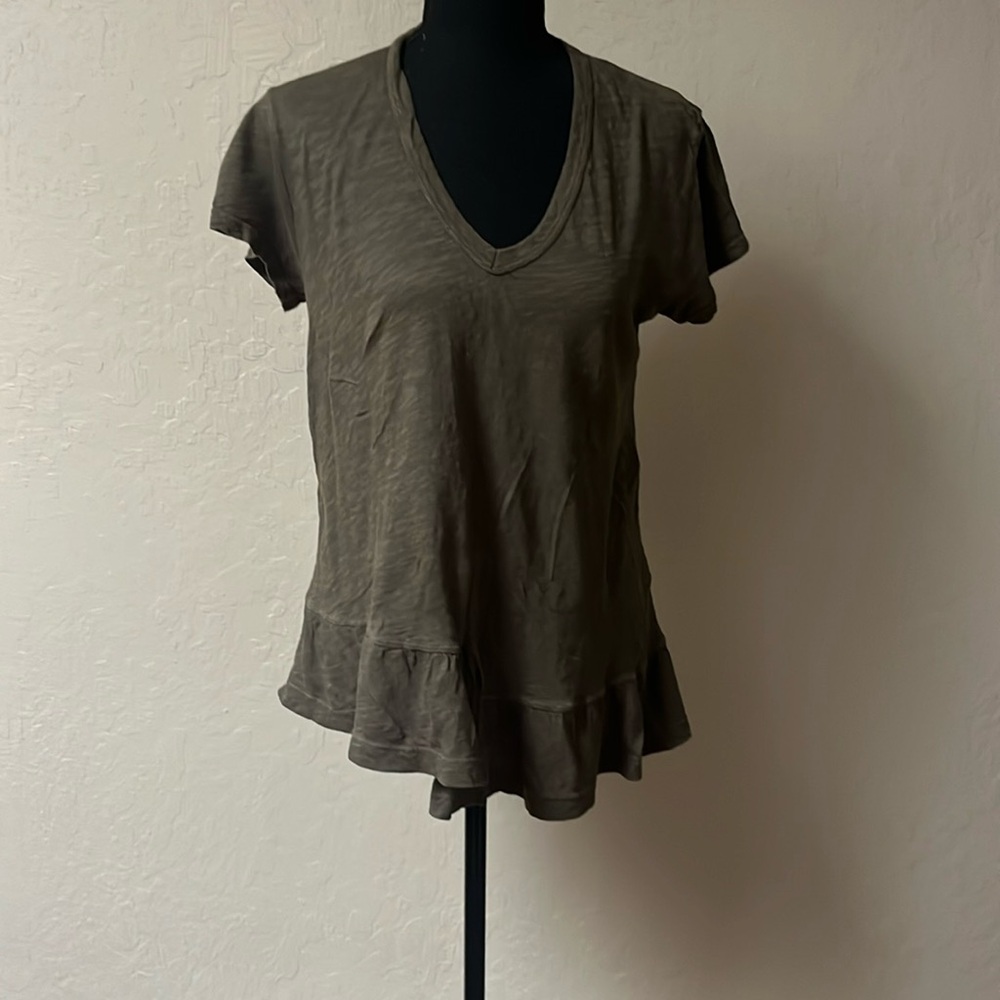 Women's Short Sleeve V-Neck Peplum Tee - Olive
